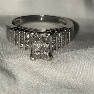 30 mini princess cut diamond ring 14k white gold